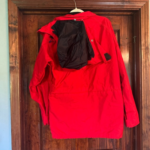 RAINFOREST Men's Red Raincoat - Picture 2 of 6